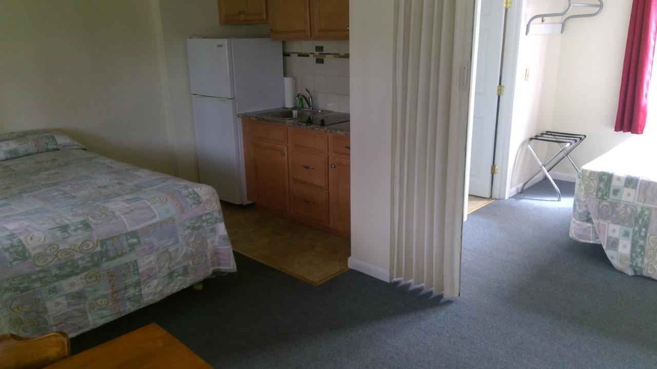 Yarmouth Port Village Green Motel מראה חיצוני תמונה
